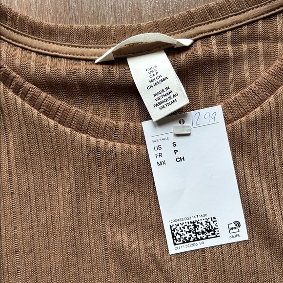 NWT • H&M Gold/Tan Ribbed Tank Top - Picture 3 of 3